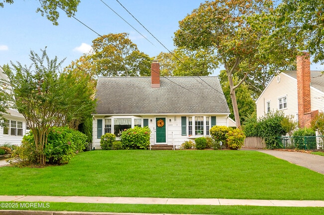 property at 2203 3rd Ave