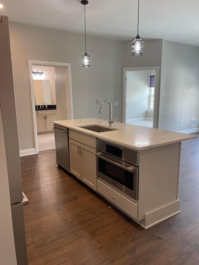 property at 6633 Dale Dr