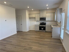 180 Milledge Cmns Dr NE in Milledgeville, GA - Building Photo - Building Photo