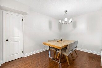 3400 Timmons Ln in Houston, TX - Building Photo - Building Photo