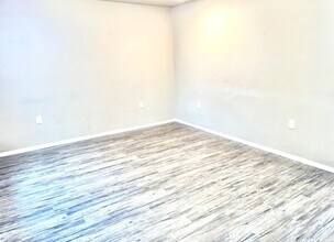 2613 Globe Ave in Lubbock, TX - Building Photo - Building Photo