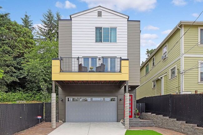 property at 6530 Delridge Wy SW