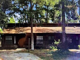 1712 SW 67th Terrace in Gainesville, FL - Building Photo