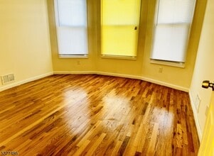 178 Harrison St in Paterson, NJ - Building Photo - Building Photo