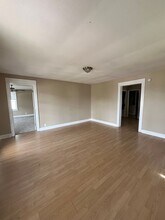 4604 Illinois Ave in Nashville, TN - Building Photo - Building Photo