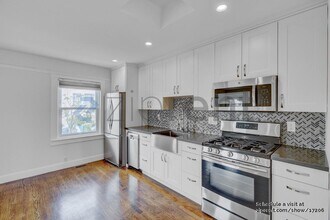 537 Moultrie St in San Francisco, CA - Building Photo - Building Photo
