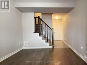 259 Brassy Minnow Cres in Ottawa, ON - Building Photo - Building Photo