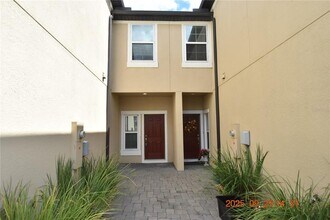 2538 Stapleford Pl in Zephyrhills, FL - Building Photo - Building Photo