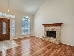 1705 Rusty Nail Loop in Round Rock, TX - Building Photo - Building Photo