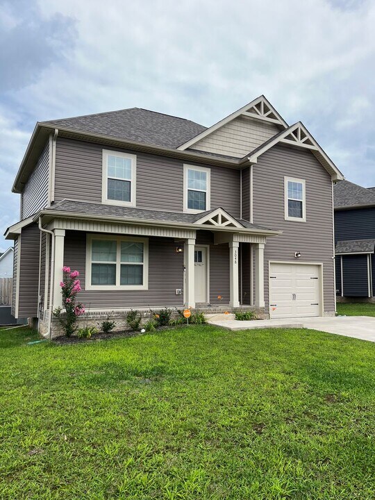 3048 Core Dr in Clarksville, TN - Building Photo