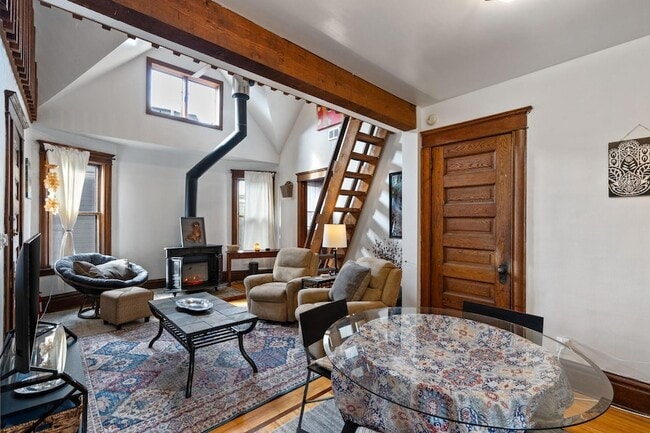 2108 24th Ave S in Minneapolis, MN - Building Photo - Building Photo