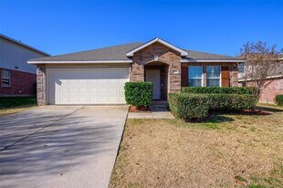6504 Corral Ln in Denton, TX - Building Photo