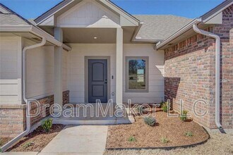138 Trimble Dr in Shawnee, OK - Building Photo - Building Photo