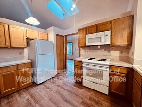 2913 Briar Lea Loop SE in Olympia, WA - Building Photo - Building Photo