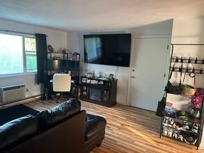 26 Burnap Rd in Holliston, MA - Building Photo - Building Photo