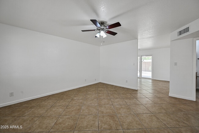 1503 E Florian Ave in Mesa, AZ - Building Photo - Building Photo