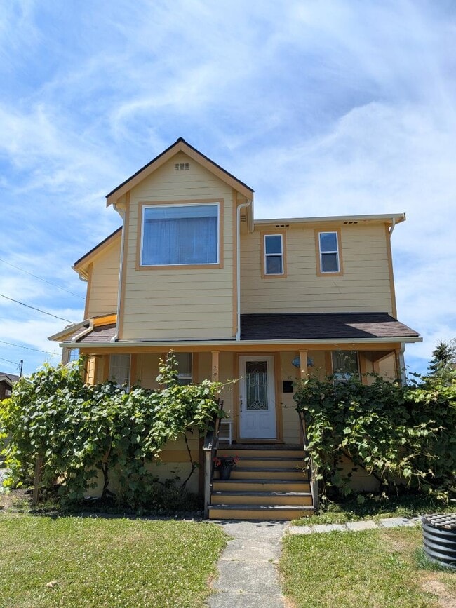 property at 2211 I St