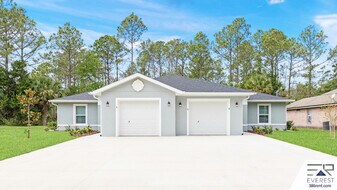 8 Sleepy Hollow Trl in Palm Coast, FL - Building Photo