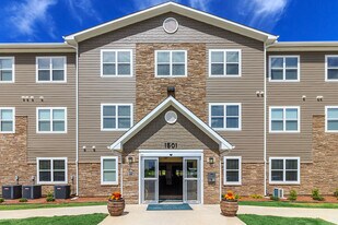 Hunter's Chase Senior Apartments in Rockdale, TX - Building Photo