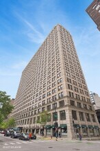 600 S Dearborn St, Unit 1201 in Chicago, IL - Building Photo - Building Photo