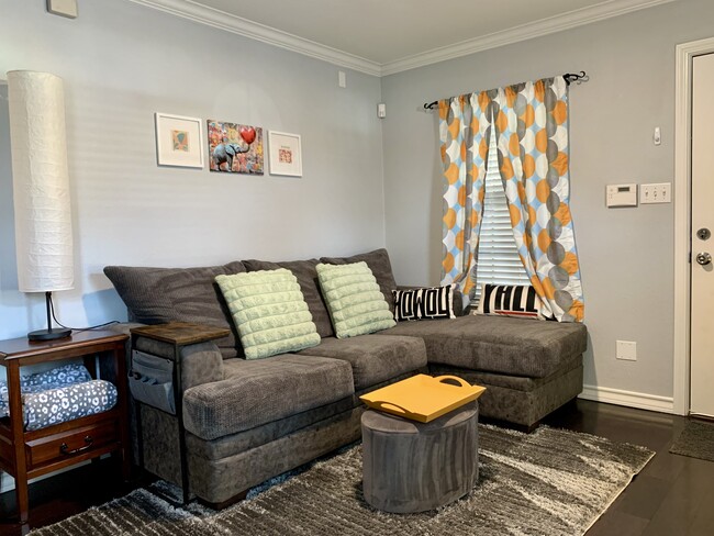 property at 407 E 45th St #116