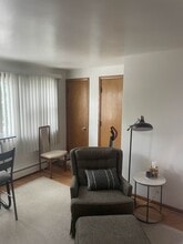5834 N Nagle Ave, Unit FL2 in Chicago, IL - Foto de edificio - Building Photo