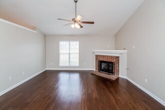 1741 Madison Cove E in Southaven, MS - Foto de edificio - Building Photo