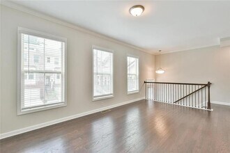 380 Provenance Dr in Sandy Springs, GA - Building Photo - Building Photo