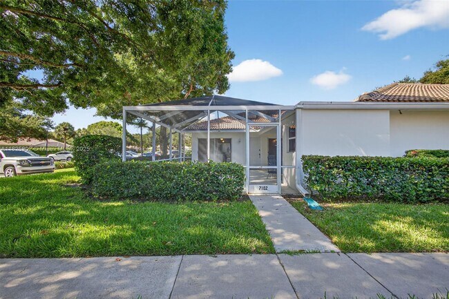 7102 Geminata Oak Ct in Palm Beach Gardens, FL - Building Photo - Building Photo