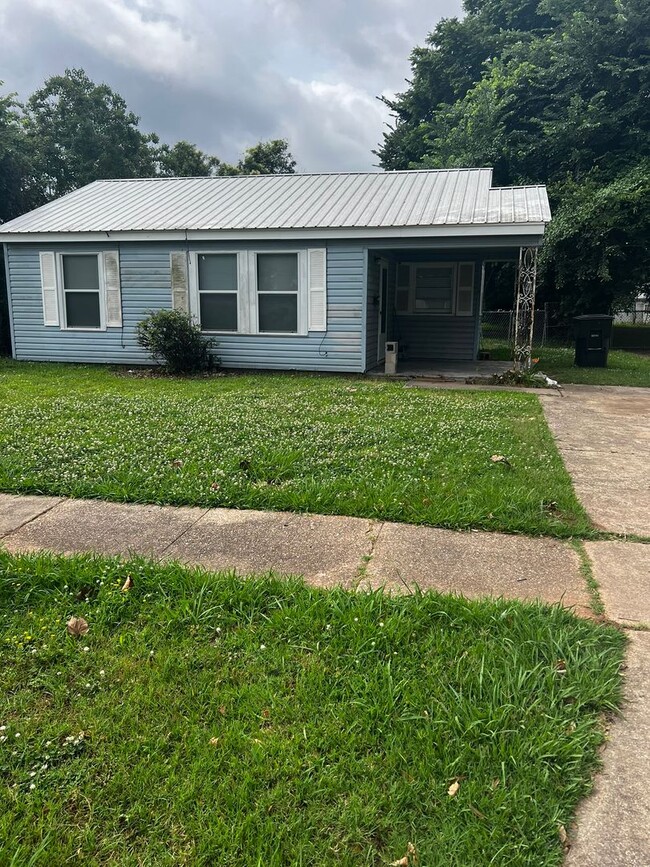 property at 2662 Olive St