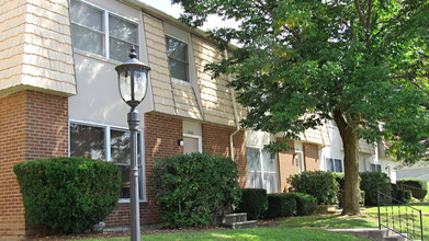 Woodland Park Apartments in Williamsport, PA - Building Photo - Building Photo