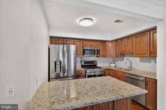 119 Commonwealth Ct, Unit 1 in Princeton, NJ - Foto de edificio - Building Photo