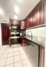717 Gardens Dr in Pompano Beach, FL - Building Photo - Building Photo