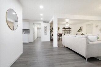 9620 San Gabriel Rd NE in Albuquerque, NM - Building Photo - Building Photo