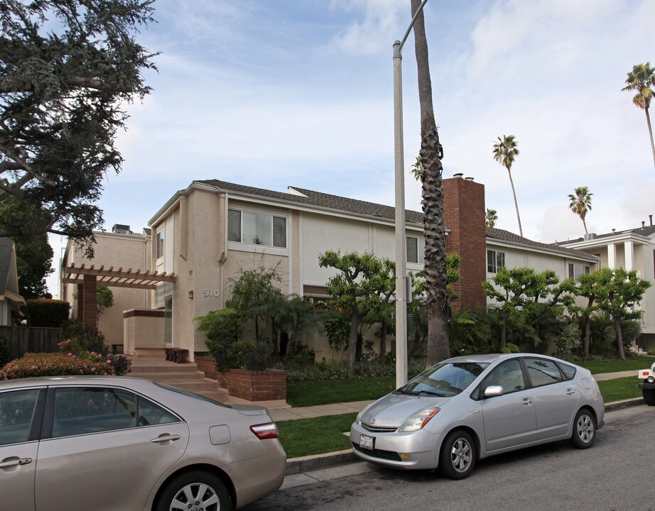 910 19th St in Santa Monica, CA - Building Photo