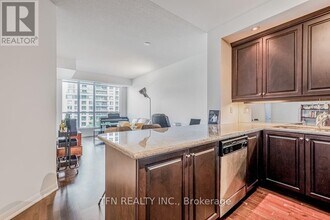 628-628 Fleet St in Toronto, ON - Building Photo - Building Photo