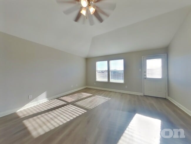 240 Pine Crest Dr in Justin, TX - Building Photo - Building Photo