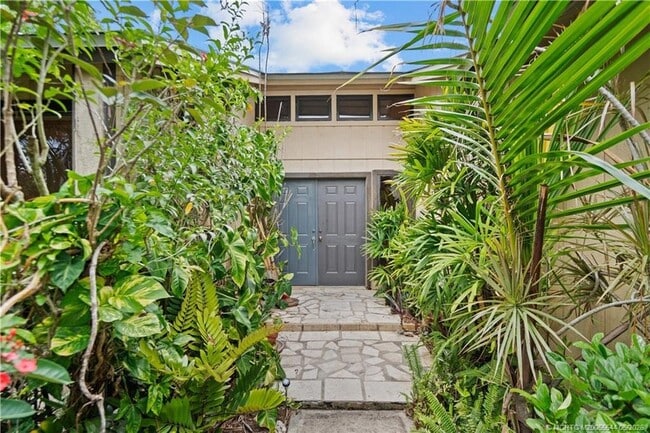 property at 2725 SW Bridgeway St