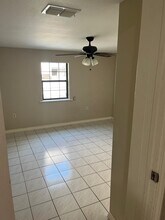 2505 San Salvador St in Laredo, TX - Building Photo - Building Photo