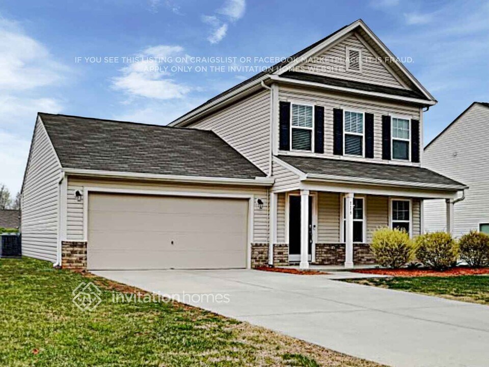 318 Joe Gibson Dr in Gibsonville, NC - Building Photo