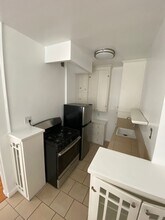 Normandie in Los Angeles, CA - Foto de edificio - Interior Photo