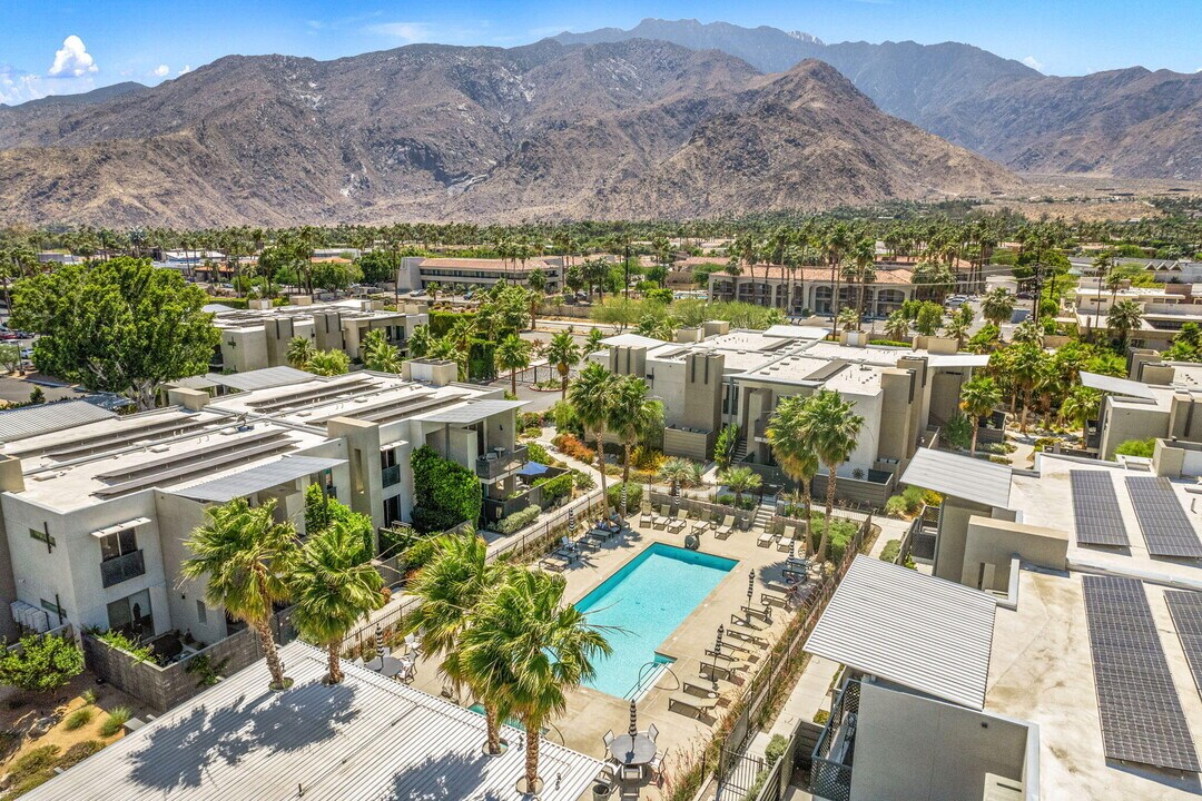 191 The Riv in Palm Springs, CA - Building Photo