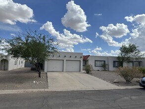 10585 W Arica Rd in Casa Grande, AZ - Building Photo - Building Photo