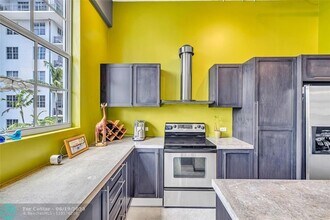 425 N Andrews Ave in Fort Lauderdale, FL - Building Photo - Building Photo