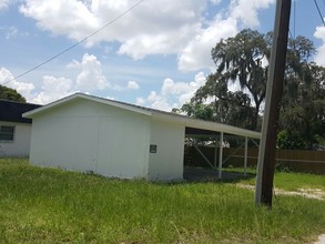 5805 Georgia Ave in New Port Richey, FL - Foto de edificio - Building Photo