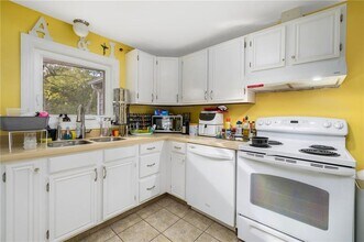 61 School St in Johnston, RI - Building Photo - Building Photo