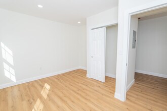 84 Pembroke Ave in Providence, RI - Building Photo - Building Photo