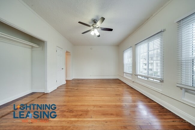 923 S Bonnie Brae St in Los Angeles, CA - Building Photo - Building Photo