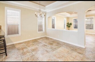 3922 Devrne Dr in College Station, TX - Foto de edificio - Building Photo