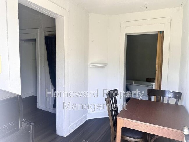 property at 3803 Meadowbrook Dr